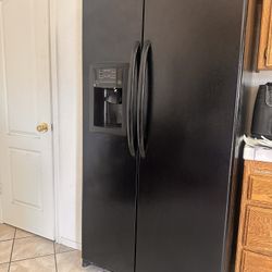 GE Fridge