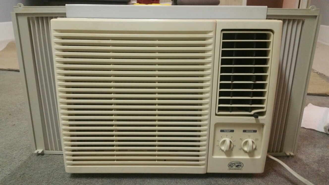 8000 BTU WINDOW AIR CONDITIONER for Sale in Norcross GA OfferUp