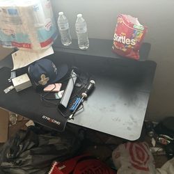 Gaming desk