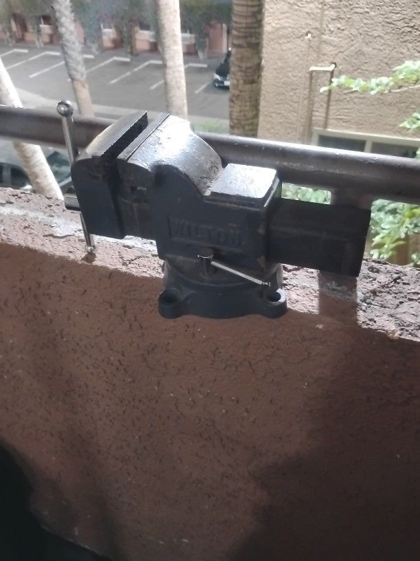 Vintage Wilton Vise Tool