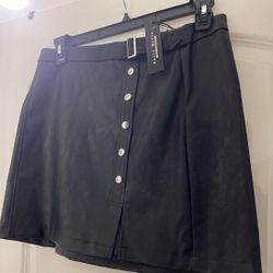 Black Faux Leather Suede Skirt (s. L). — Brand New!