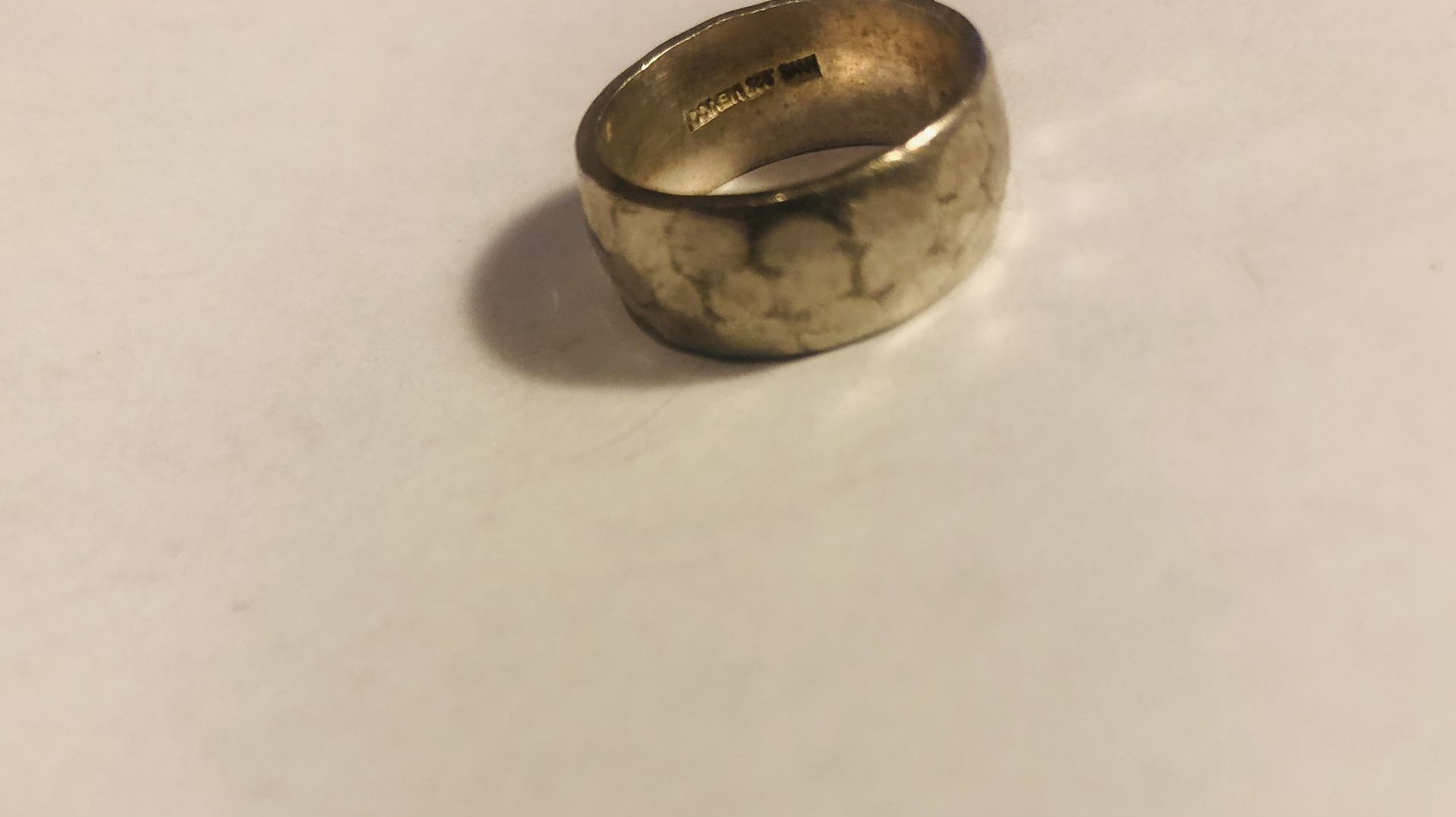 925 Sterling  Silver Ring  Size 7 Or 8