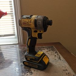 DeWalt brushless D787
