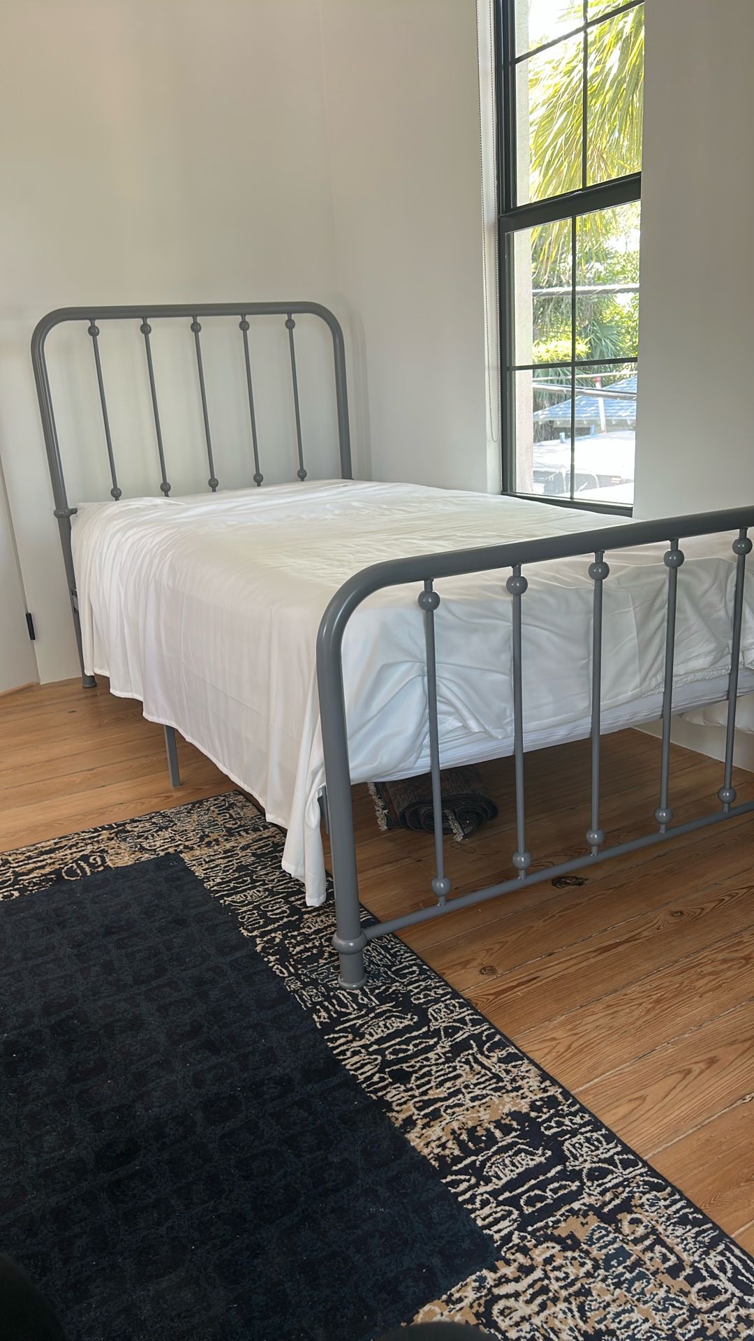 twin bed