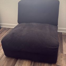 Small Lounge Chair 