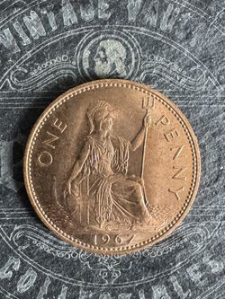 1967 Great Britain Elizabeth II Bronze Cent Coin, One Penny