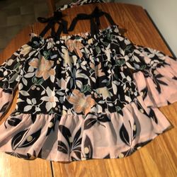 Ann Taylor LOFT Size Medium Flowy Ruffle Tie Top Shirt