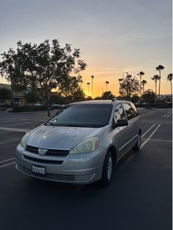Toyota sienna 2004