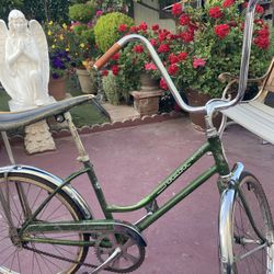 Vintage 1970 Schwinn Stardust Girls 20"  