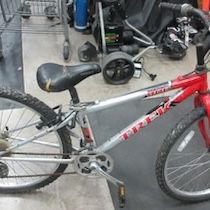 Used Trek 800 Sport 13" Frame 26" Wheel 21 Speed Mountain Bike