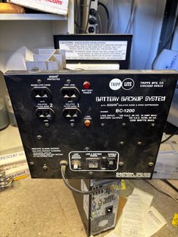 Tripp lite BC-1200 battery backup