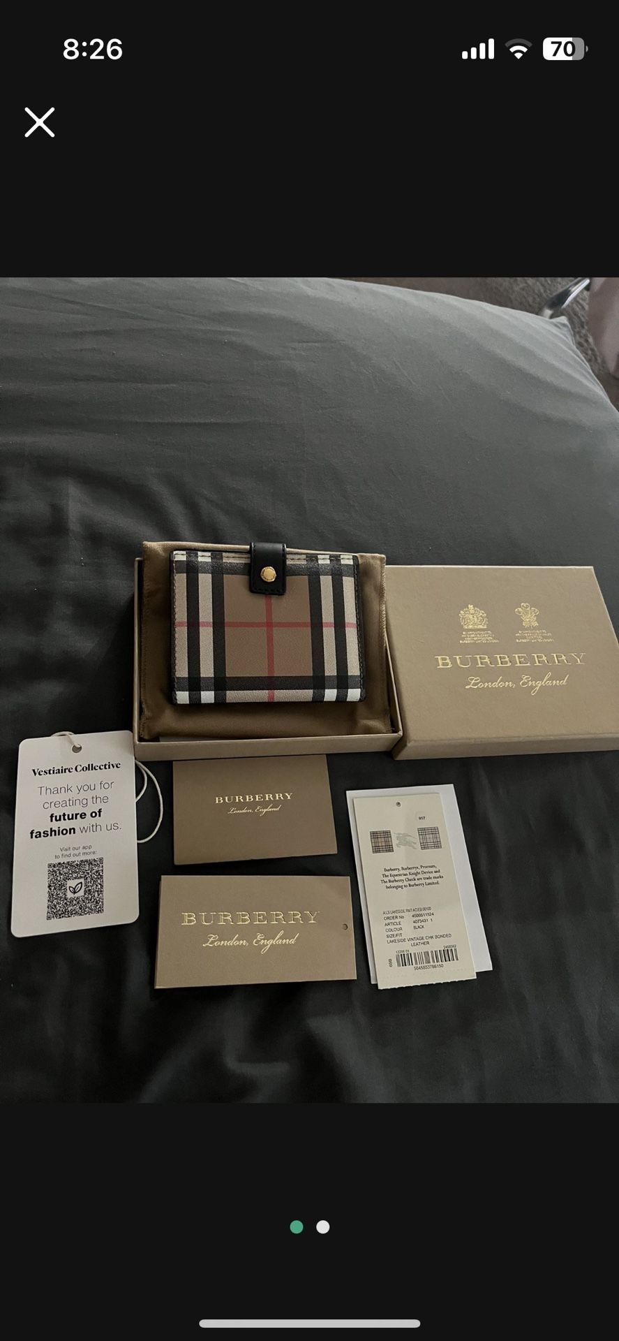 Mint Condition Burberry Wallet For Men Or Women 400$ Or Best Offer 