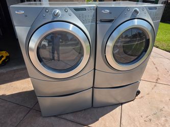 Whirpool Washer and dryer Gas