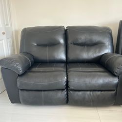 Black Recliner Loveseat 
