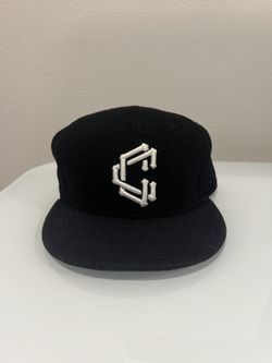 Size 7 3/8 New Era Crooks & Castles Black Felt