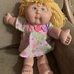 Blonde Haired Cabbage Patch Kids Doll Yarn Hair Butterfly Play Along 2005 Pa3