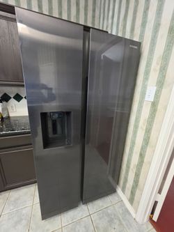 Samsung Refrigerator 27.4 cuft 36 Inch Wide - Black Stainless Steel
