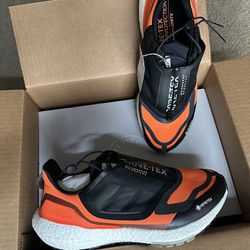 Brand New Adidas Ultraboost goretex Gtx Runners 