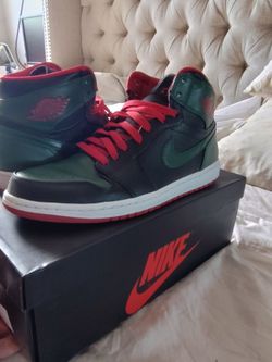 Nike high 1s Gucci's size 10.5
