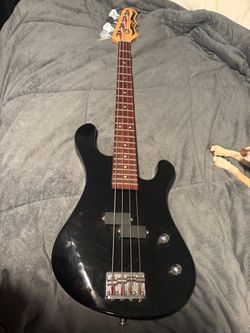 Dean 4-String Electric Bass Guitar – Black