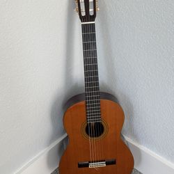 Yamaha GC32C Guitar
