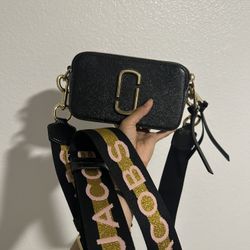 Marc Jacobs Snapshot 