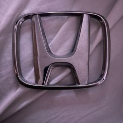 Large Honda Emblem