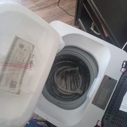 Giantex  Ebergy Efficient Washing Machine 