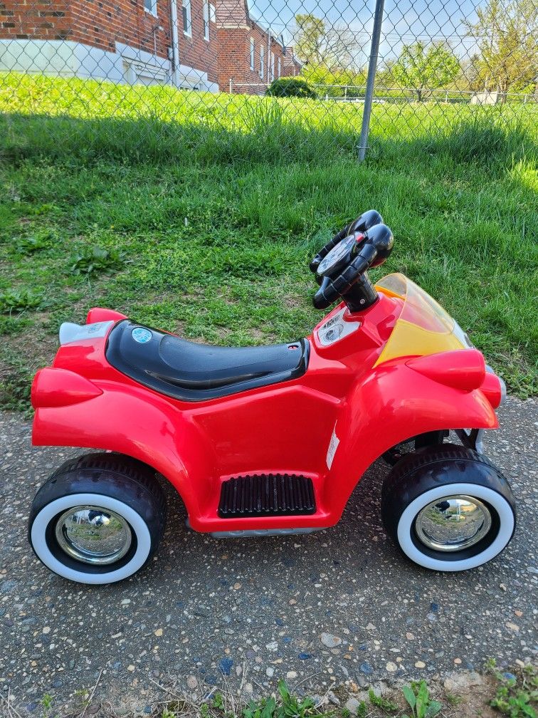 Disney's Mickey Mouse Toddler Power Quad