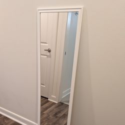Pending Pickup - Free Mirror