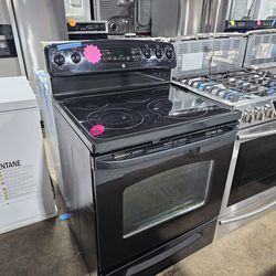 GE Glass Top Electric Stove In Black Working Perfectly 4-months Warranty 