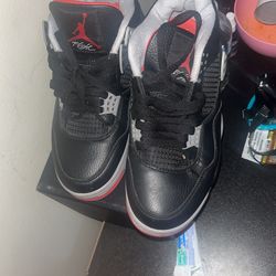 Jordan 4s