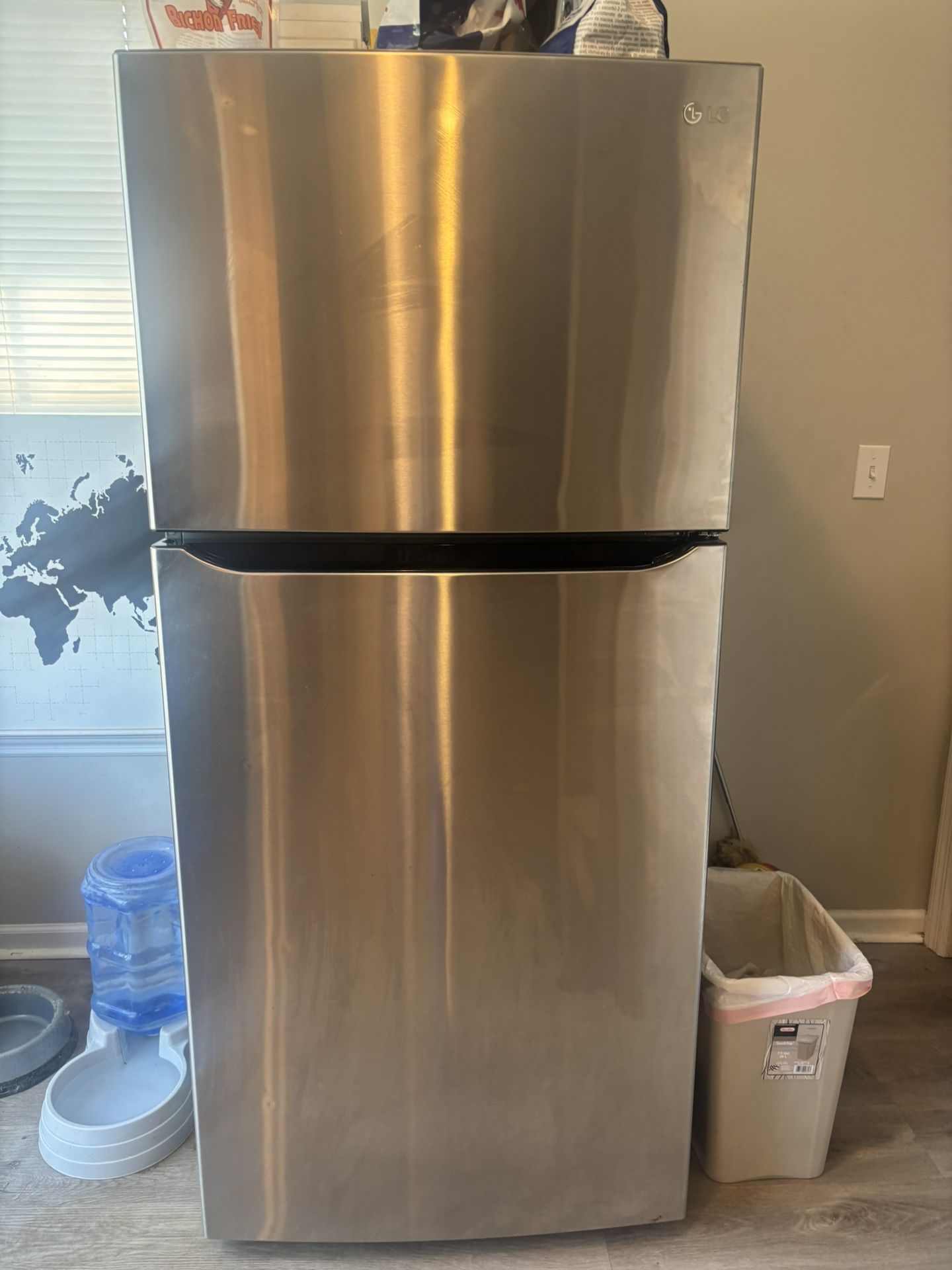 Refrigerator
