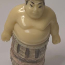 Sumo Fighter 2.5" Tall Japanese Resin Netsuke Hand Carved And Painted In Colors VG Condition 