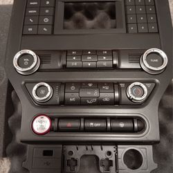 2020  Mustang Audio Radio Stereo Control panel Receiver Display Screen