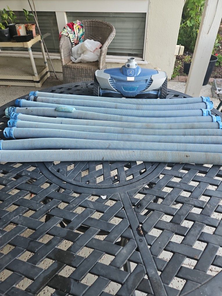 Zodiac MX8  Pool Cleaner