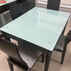 Expresso Dining Expandable Table