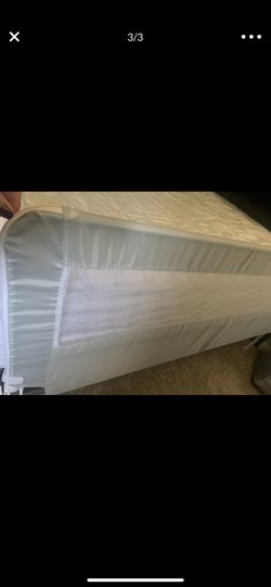 Munchkin bed side bed rail light gray
