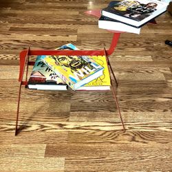 Metal Dog Table - Super Stylish