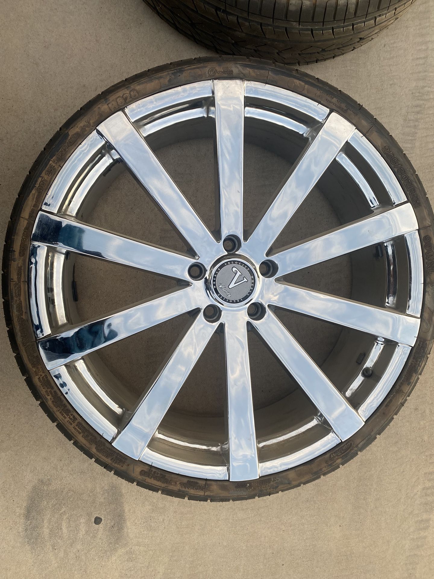 Buick Lacrosse And Chevrolet Impala Wheels And Tires