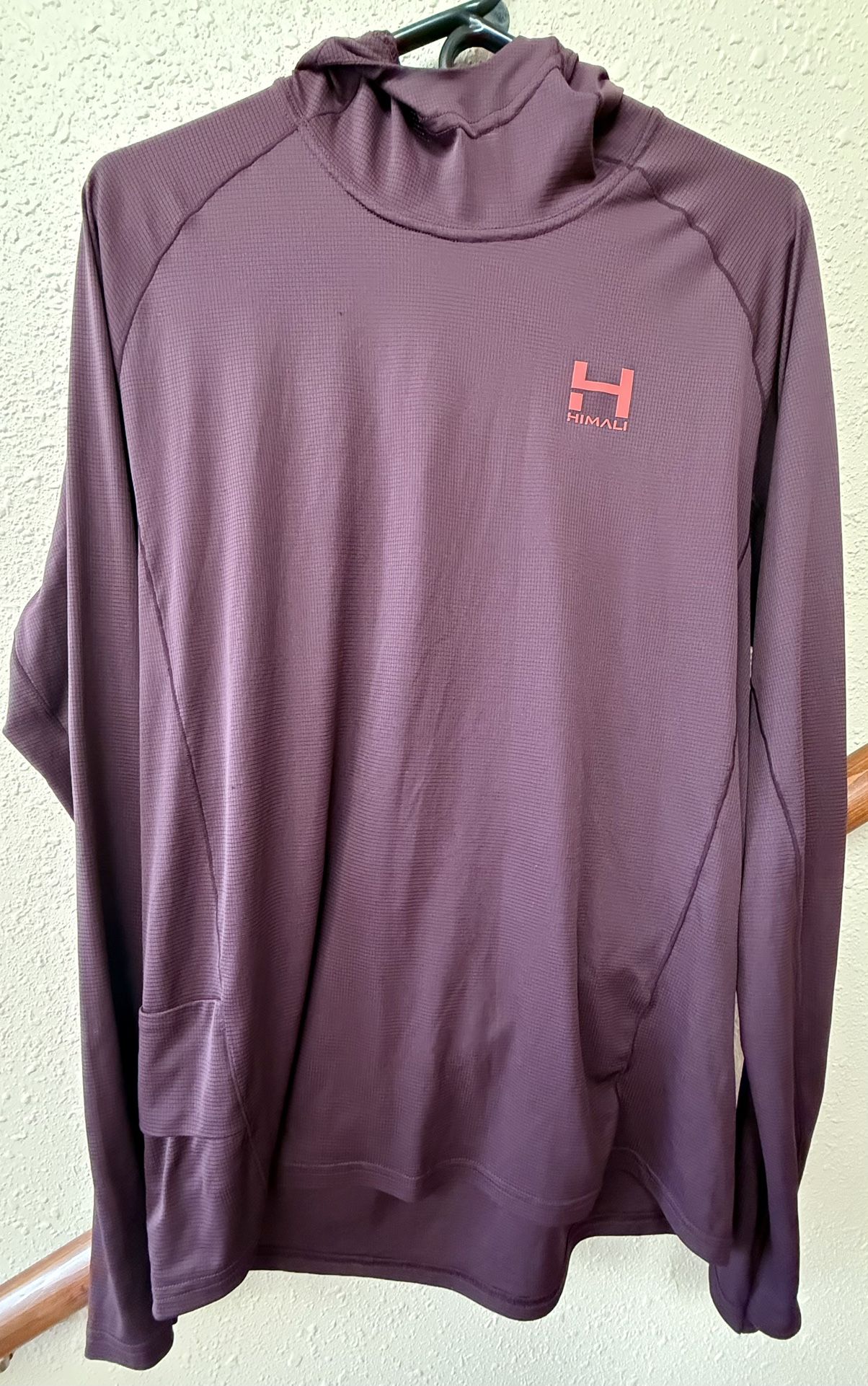 HIMALI Men’s Eclipse Sun Hoodie (size M)