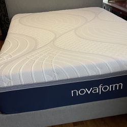 Queen Sizes Foam Mattress Novaform New 