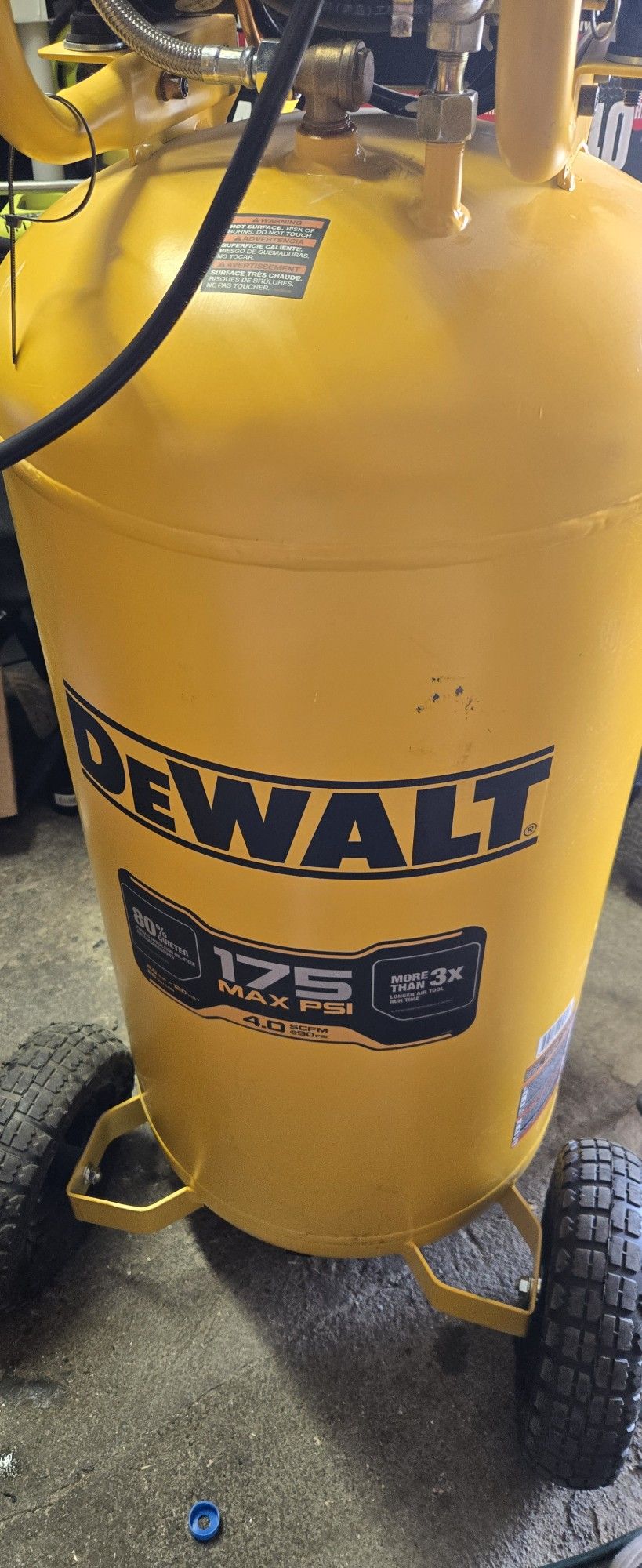 Compresor Dewalt 26 Galones 175 Pis Electric