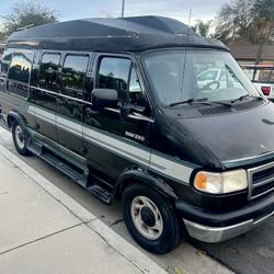 1994 Dodge Ram Van -Runs Good-High Roof -Smogged✅