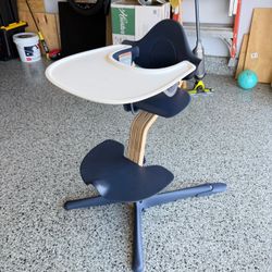 Nomi High Chair