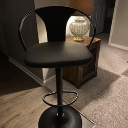 Black Swivel Chair 