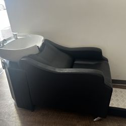 Shampoo bowl with Headrest
