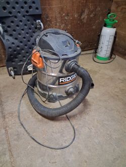 RIDGID Stainless Steel Wet/Dry Shop Vac