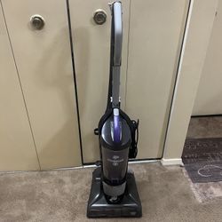 Dirt Devil Power Max Carpet Floor And Pet Vacuum Cleaner In Excellent Condition Pickup Gaithersburg Md20877