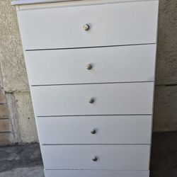 FIVE DRAWERS DRESSER 